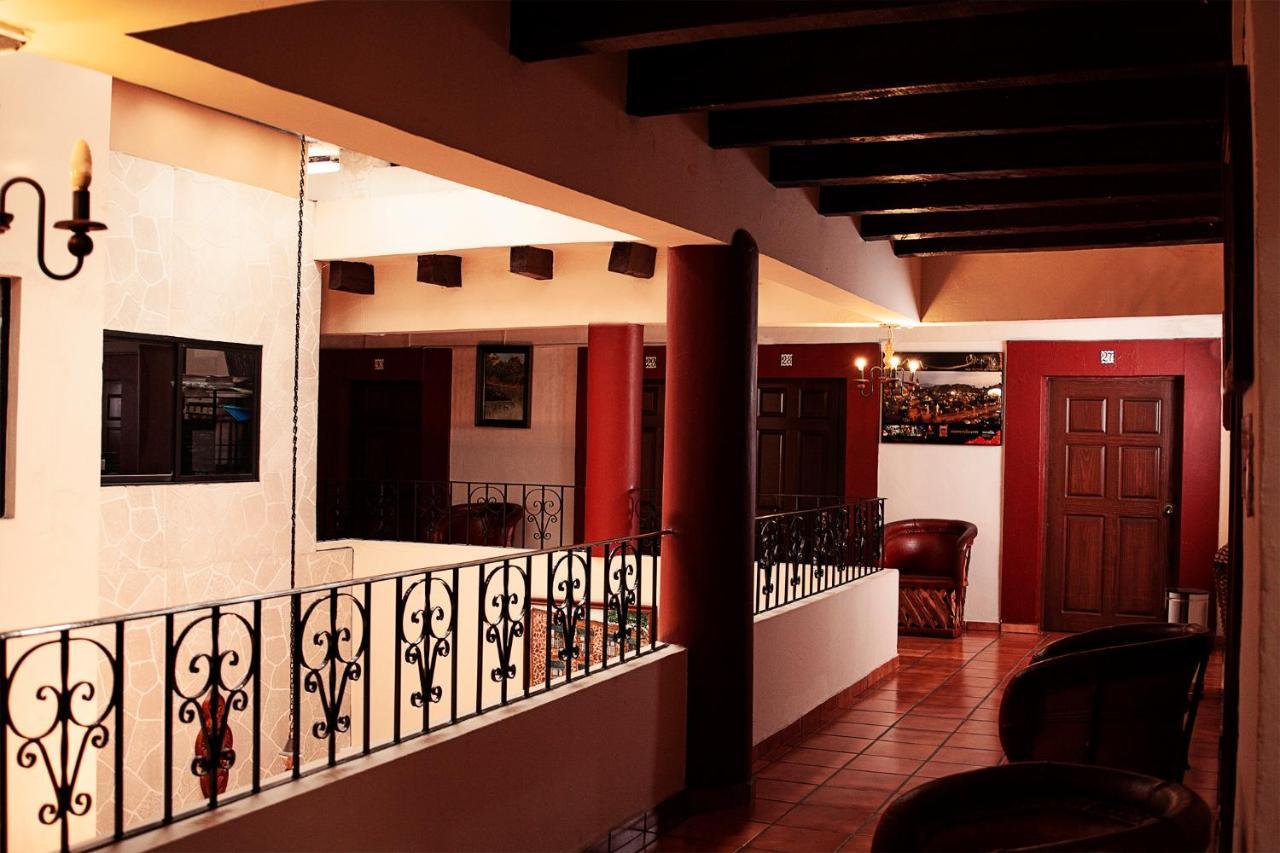 Hotel El Carmen, Morelia Ngoại thất bức ảnh