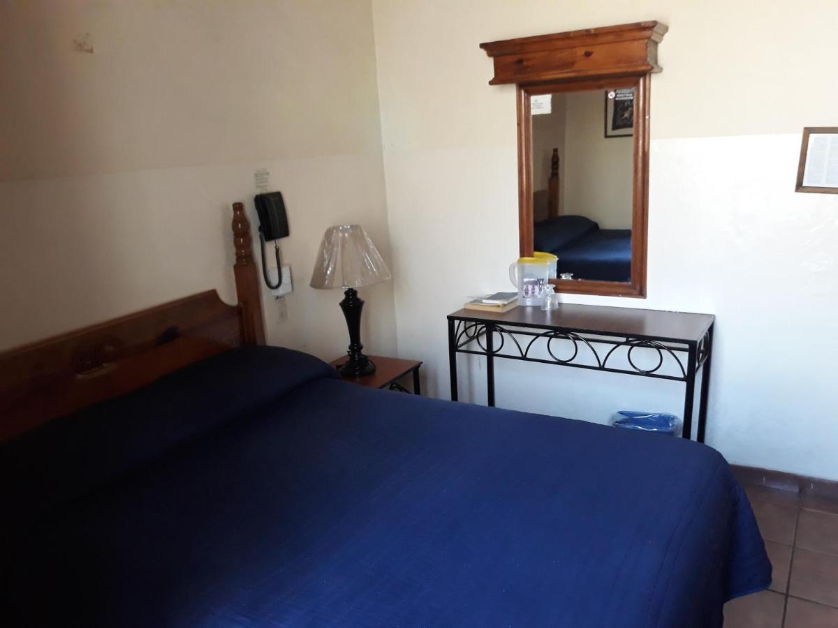 Hotel El Carmen, Morelia Ngoại thất bức ảnh