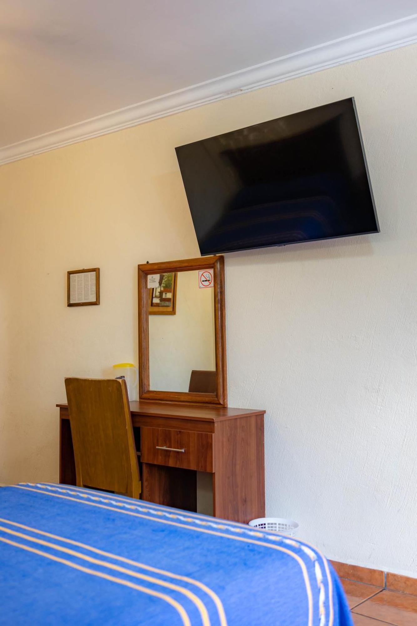 Hotel El Carmen, Morelia Ngoại thất bức ảnh