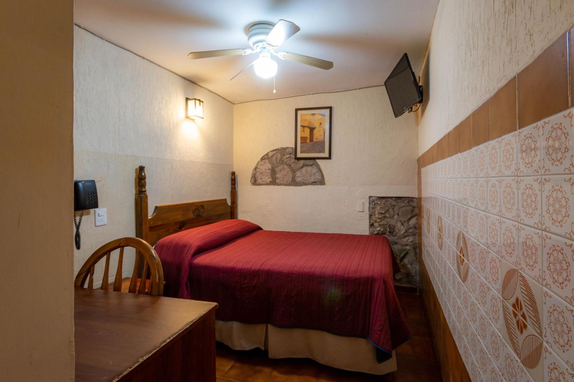 Hotel El Carmen, Morelia Ngoại thất bức ảnh