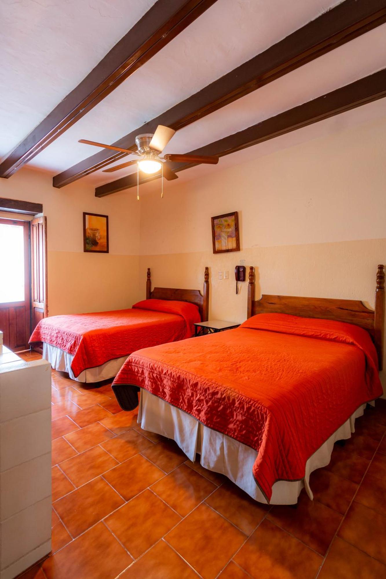 Hotel El Carmen, Morelia Ngoại thất bức ảnh